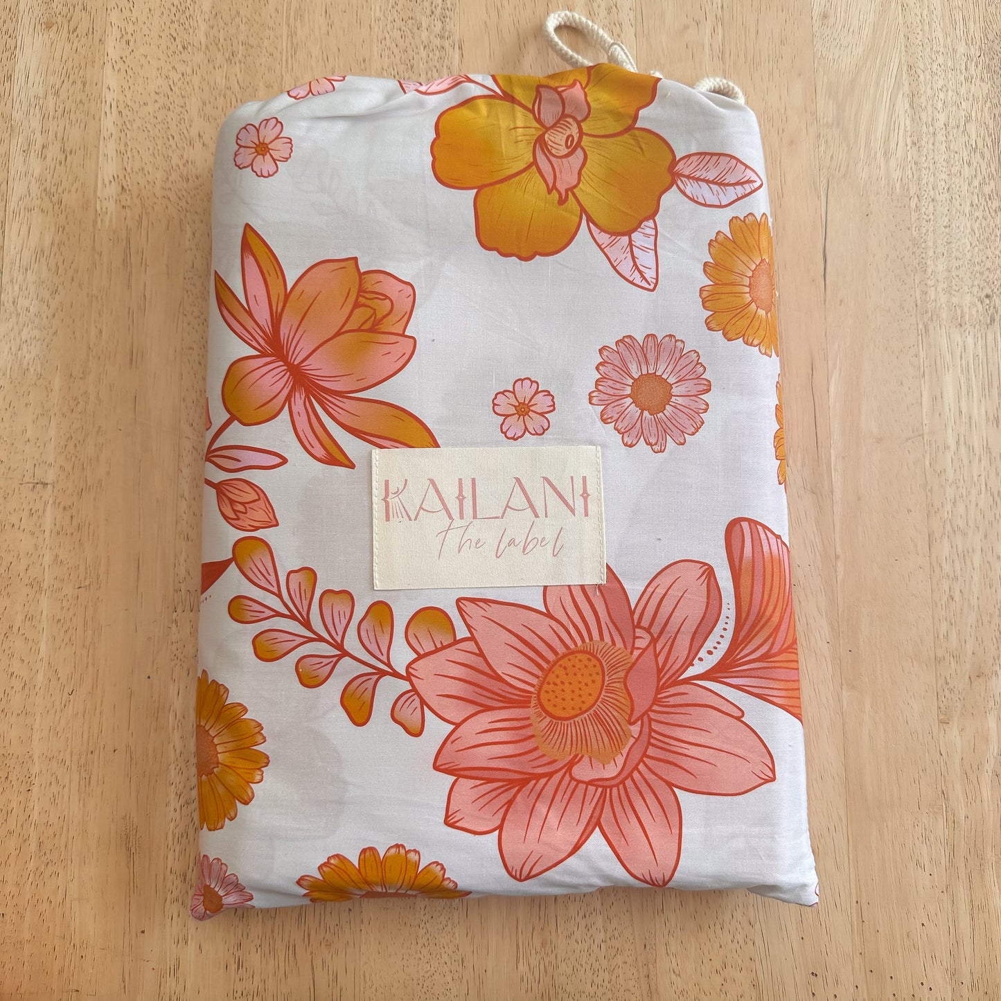 Autumn Grace Bedsheet Set in : Creamy Linen
