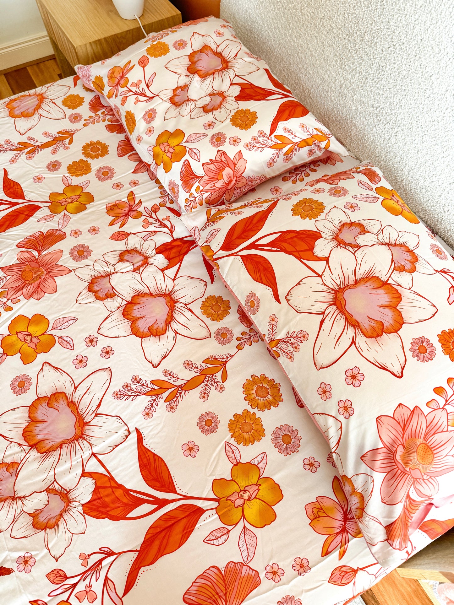 Autumn Grace Bedsheet Set in : Creamy Linen