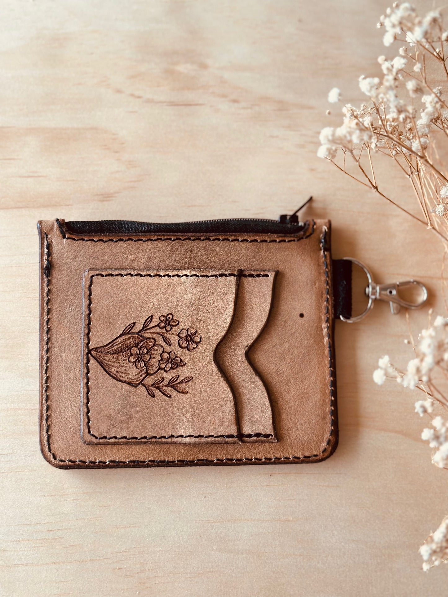 LIMITED EDITION : Crystal Coin & Card Wallet - Labradorite in Light Tan