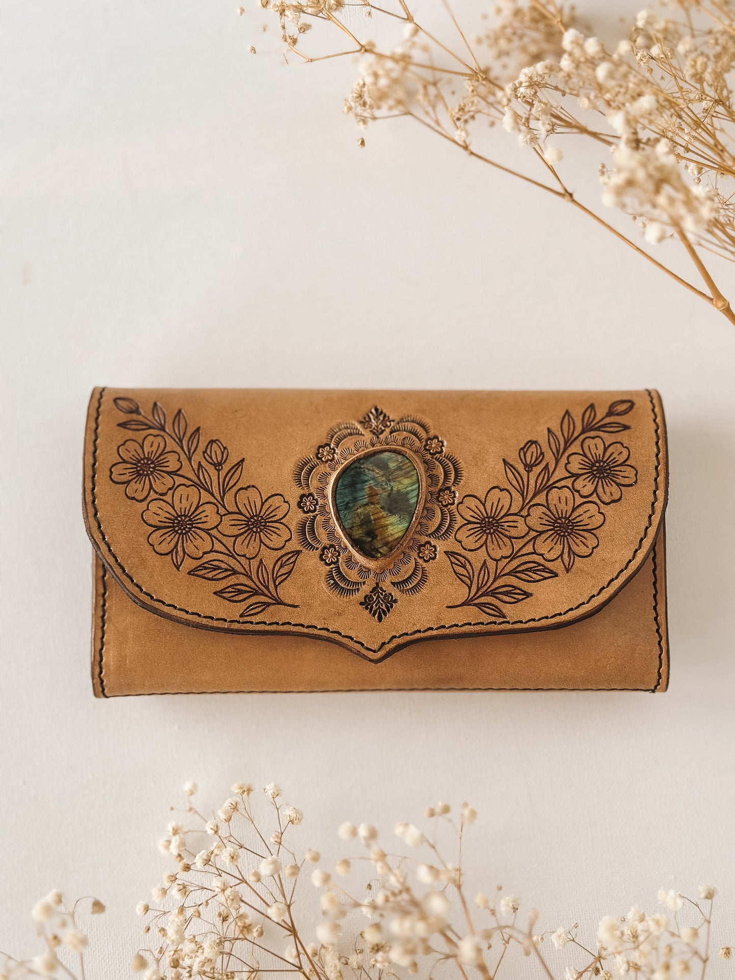Labradorite Floral Leather Wallet – Light Tan